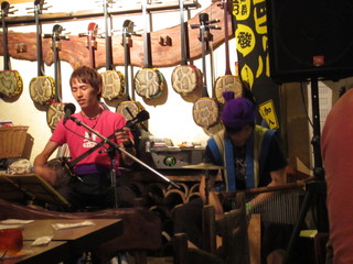 ��������